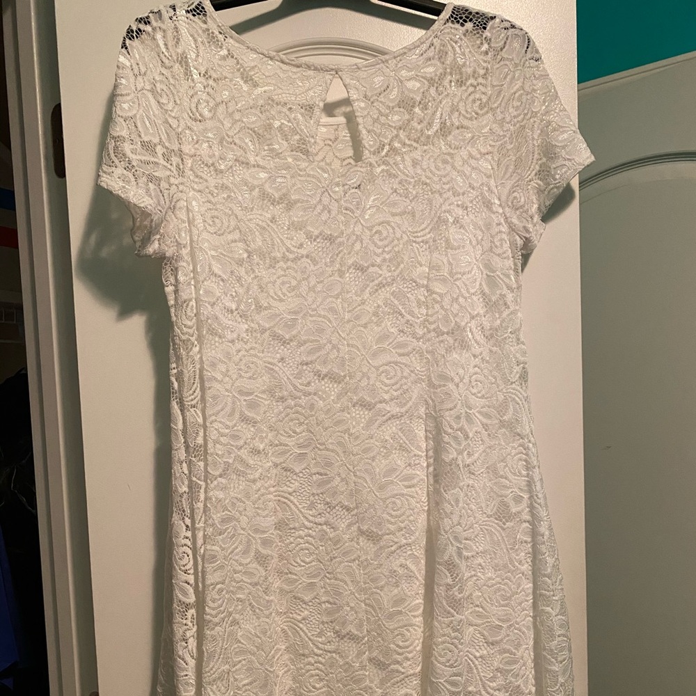 Ladies dress, lace